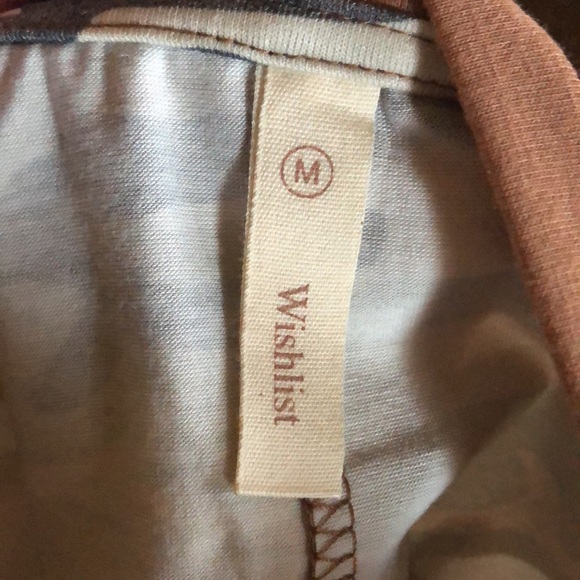 New without tags size medium Camo dress - Picture 4 of 5